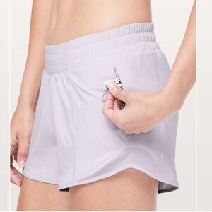 Lululemon 🍋 Hotty Hot Short II 4" Inseam Size 4